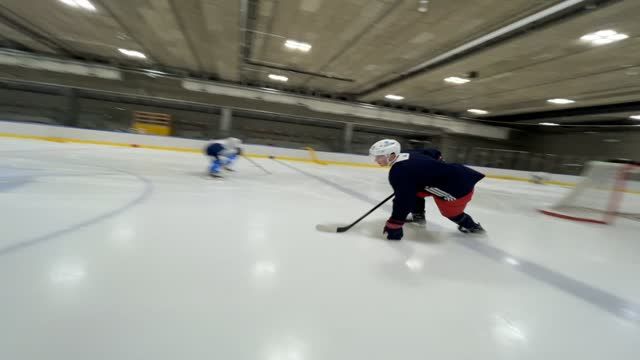 Crossover low (hands on the ice) Postureposition